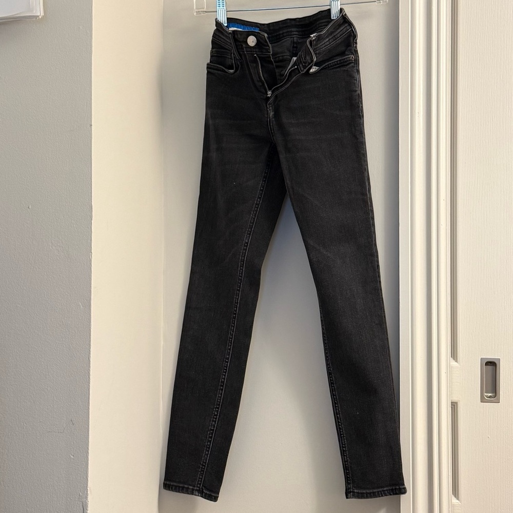 ACNE STUDIOS Skinny Jeans Sz 23 ✨ NWT Dark Grey Wash Bestselller